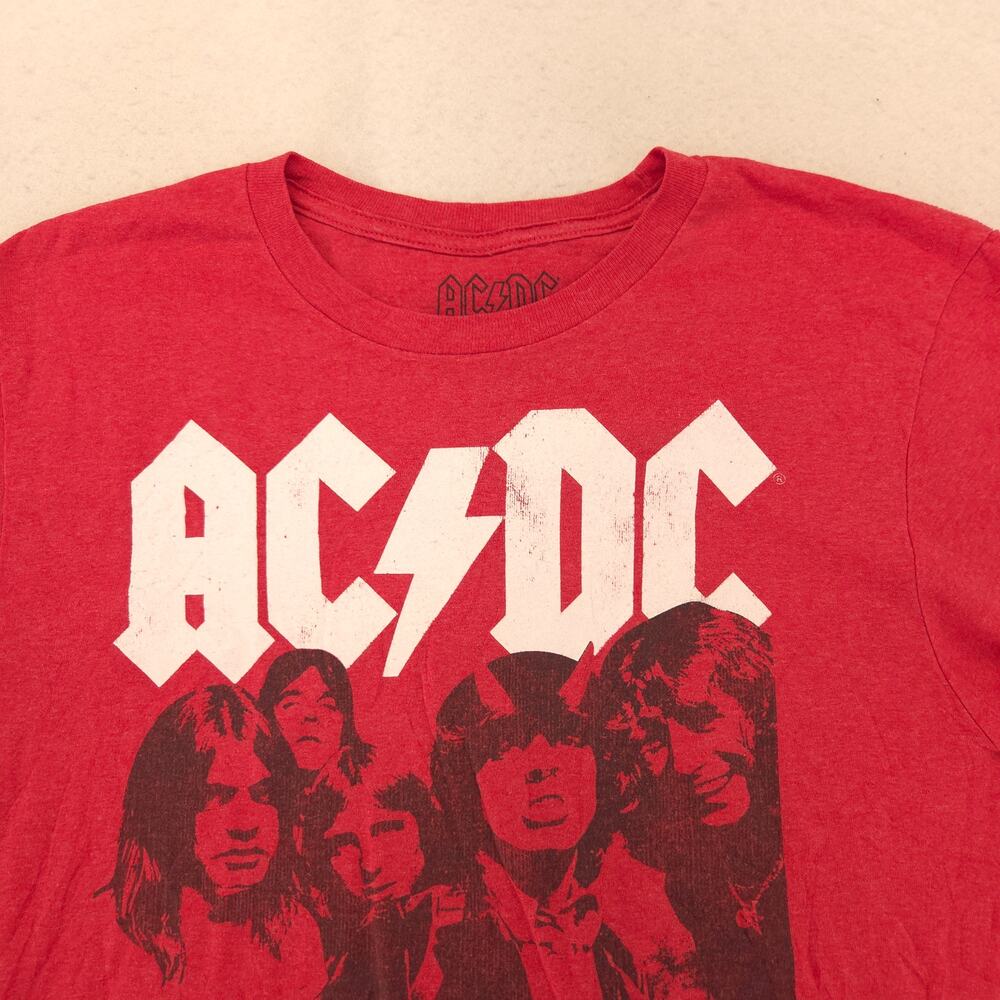 ACDC Band Crew Neck Short Sleeve Graphic T Shirt Mens Size Medium M Red